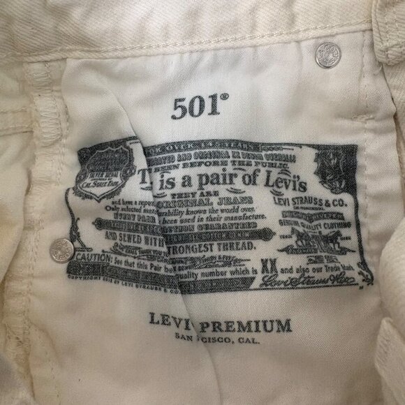 Levis Premium 501 Button Fly White Distressed Denim Cotton Shorts W24 - Picture 7 of 10